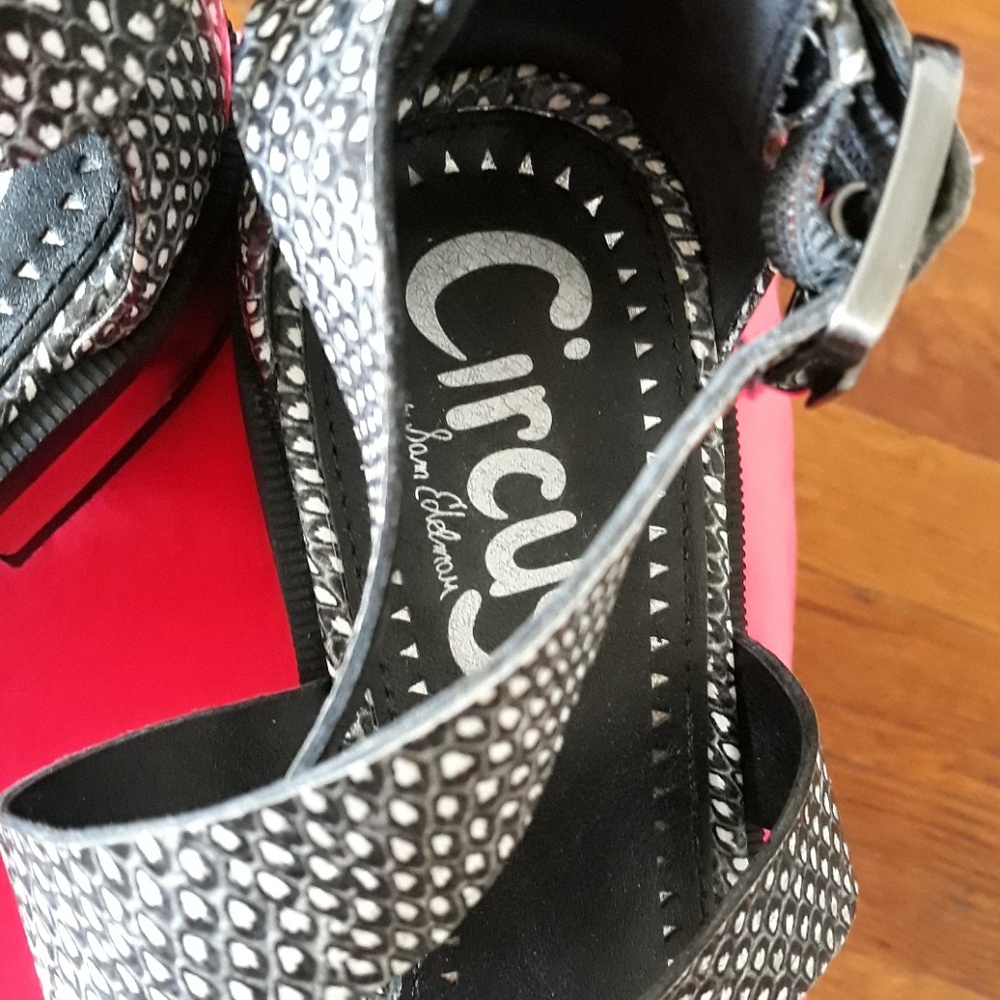 Circus by Sam Edelman - Picture 5 of 8